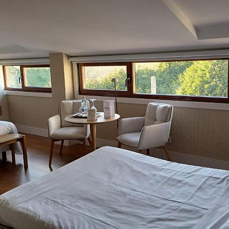 Ruta Jacobea Hotel Lavacolla Bagian luar foto